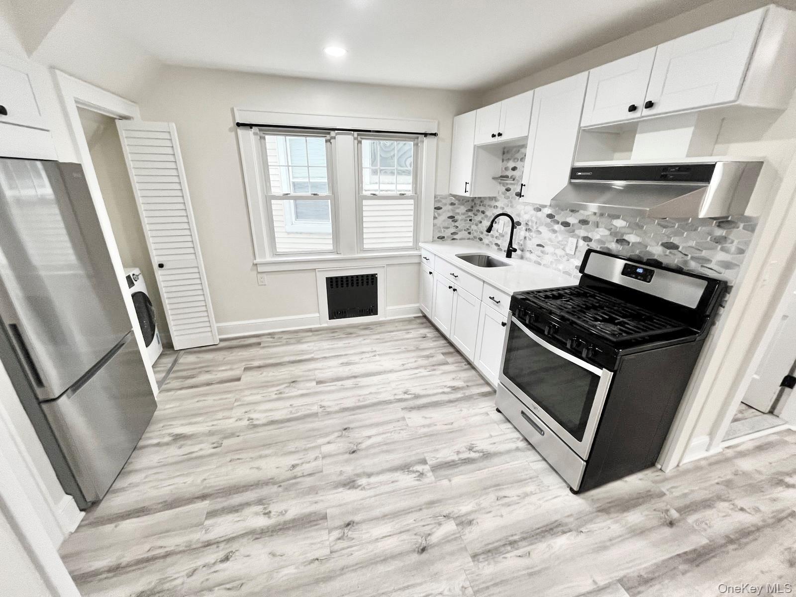 48 Lincoln First Floor Street, Unit First Floo photo 3