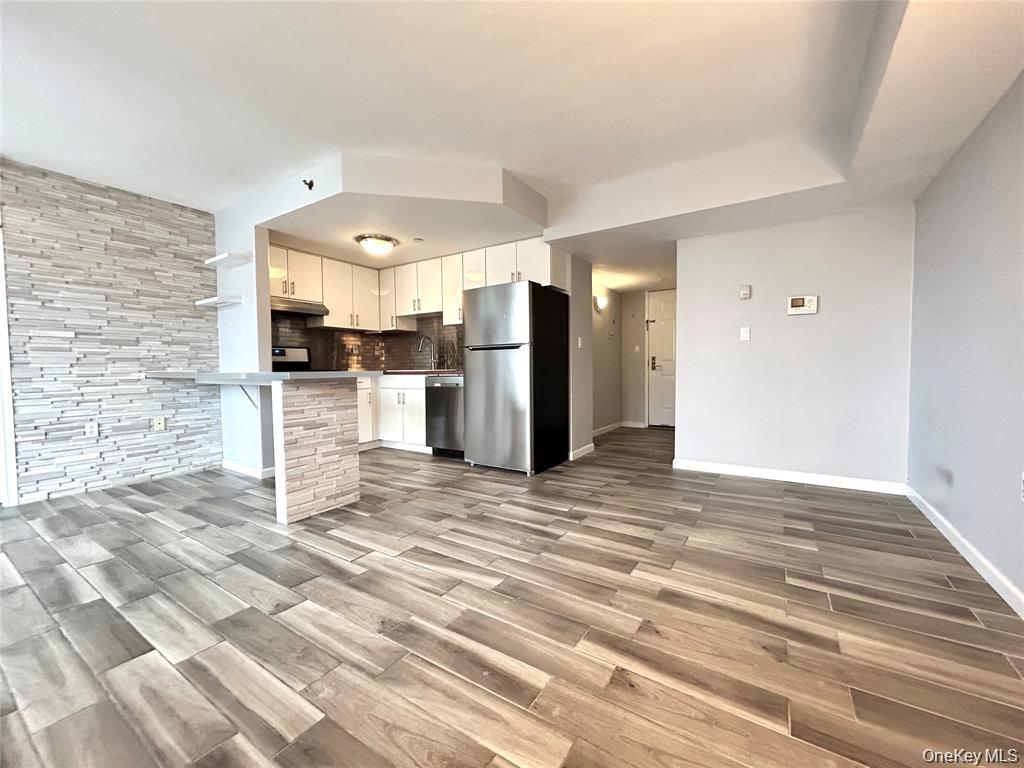 63-47 Booth Street, Unit 3C photo 3