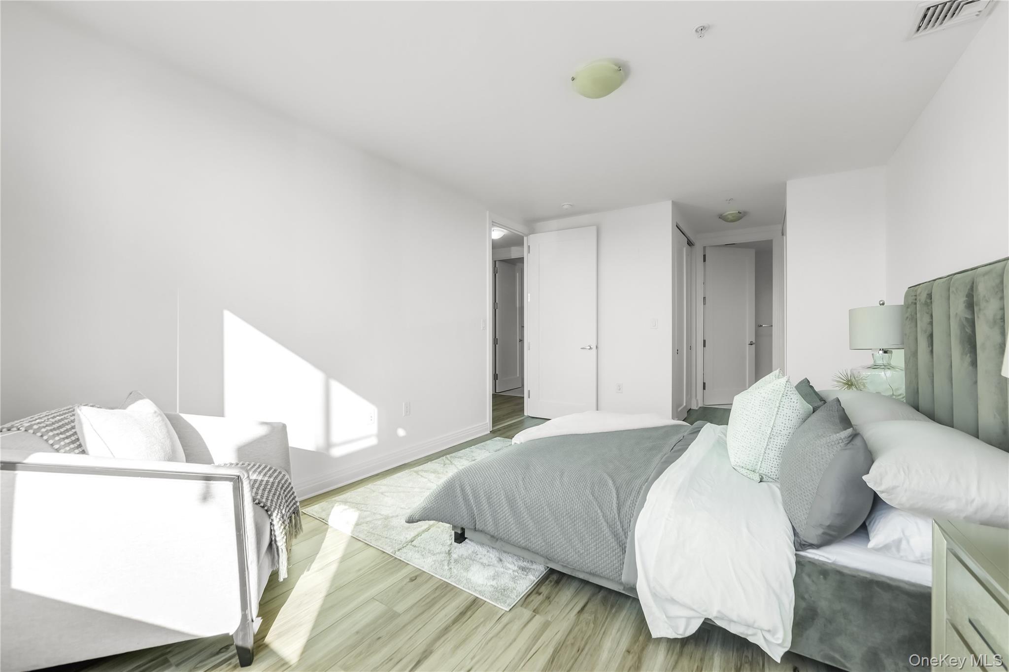 701 Ridge Hill Boulevard, Unit 9C photo 6