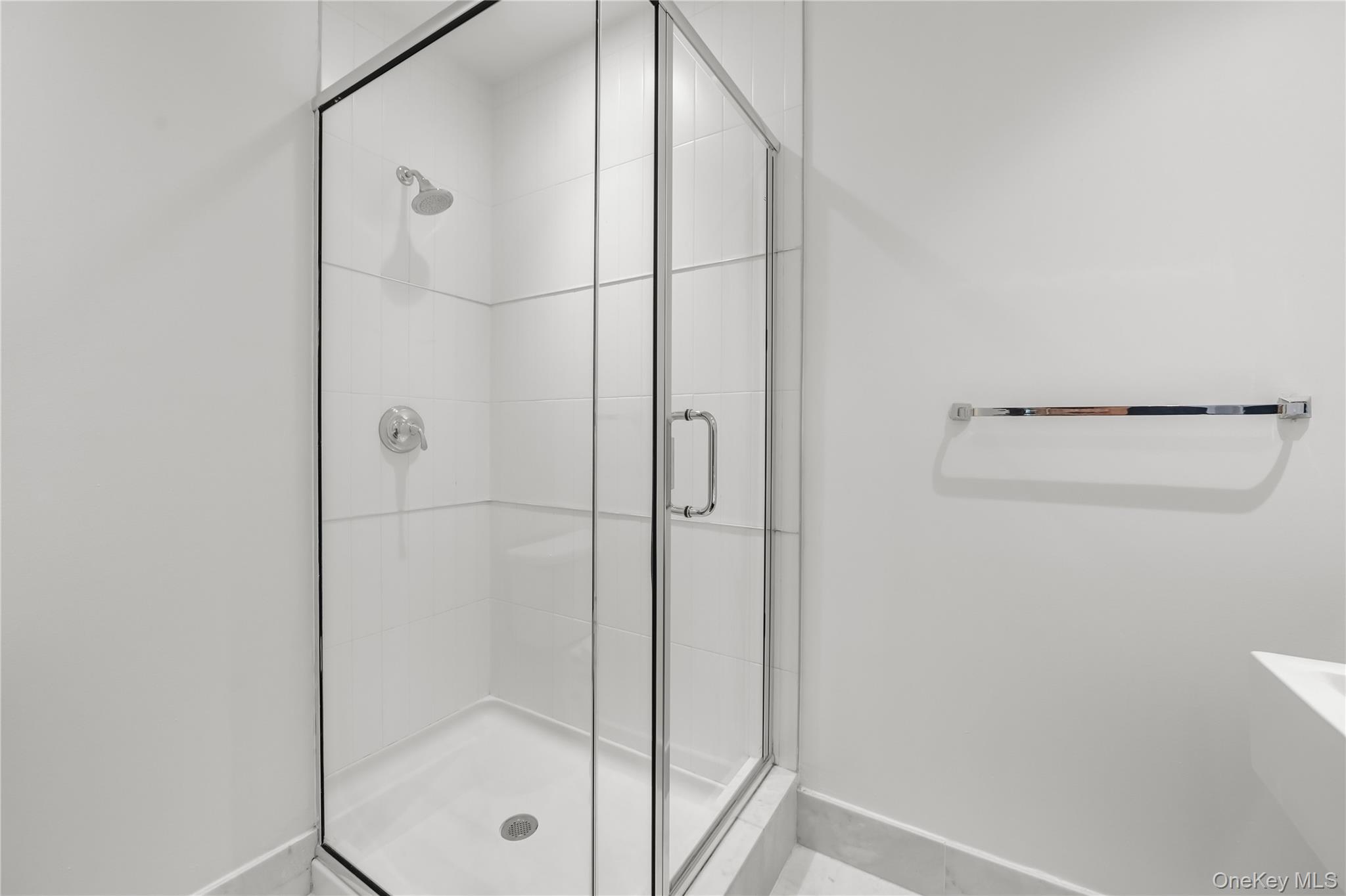 701 Ridge Hill Boulevard, Unit 9C photo 11