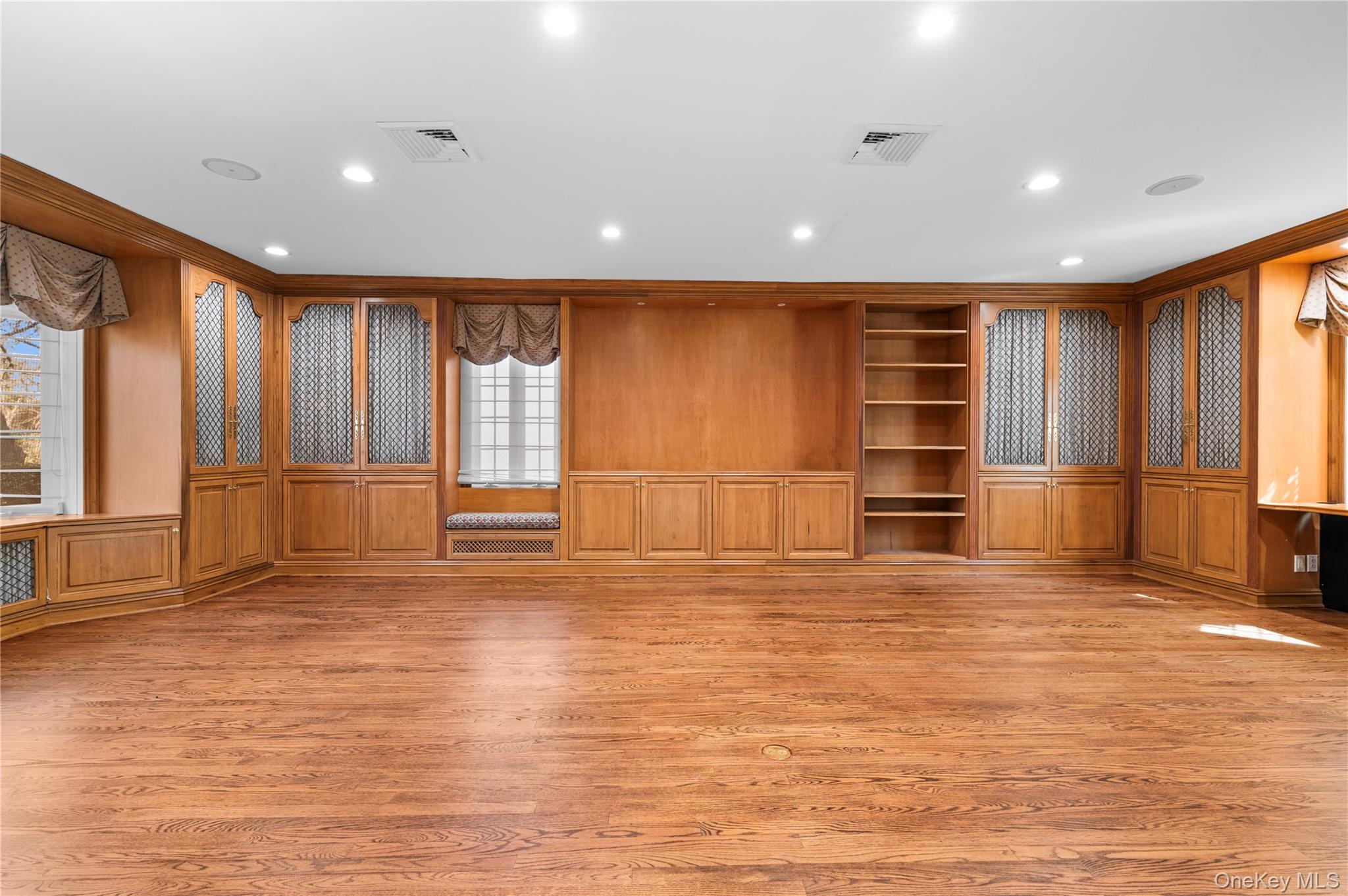 2 Hickory Hill – For Sale photo 10