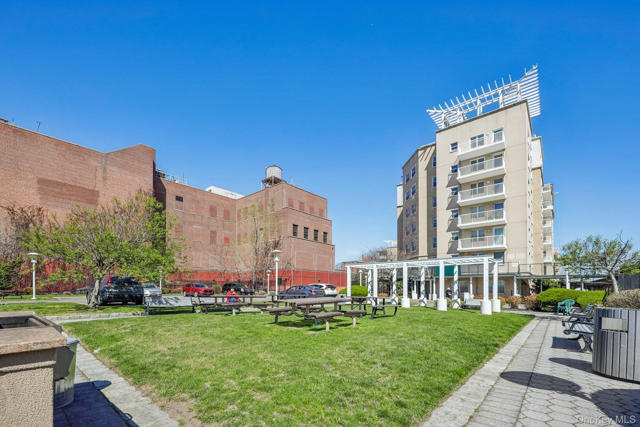 260 Beach 81st Street, Unit 2D photo 28