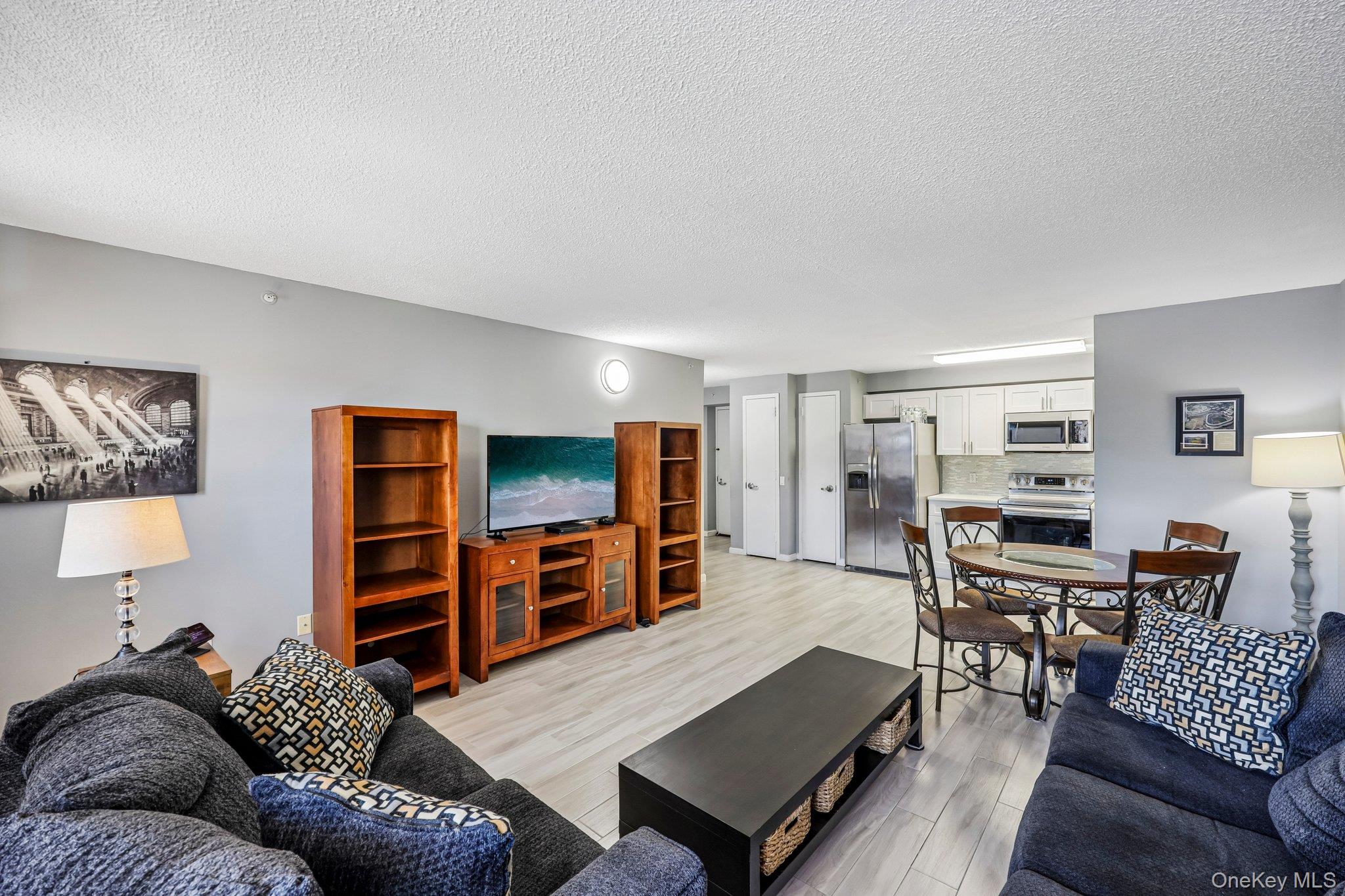 260 Beach 81st Street, Unit 2D photo 4