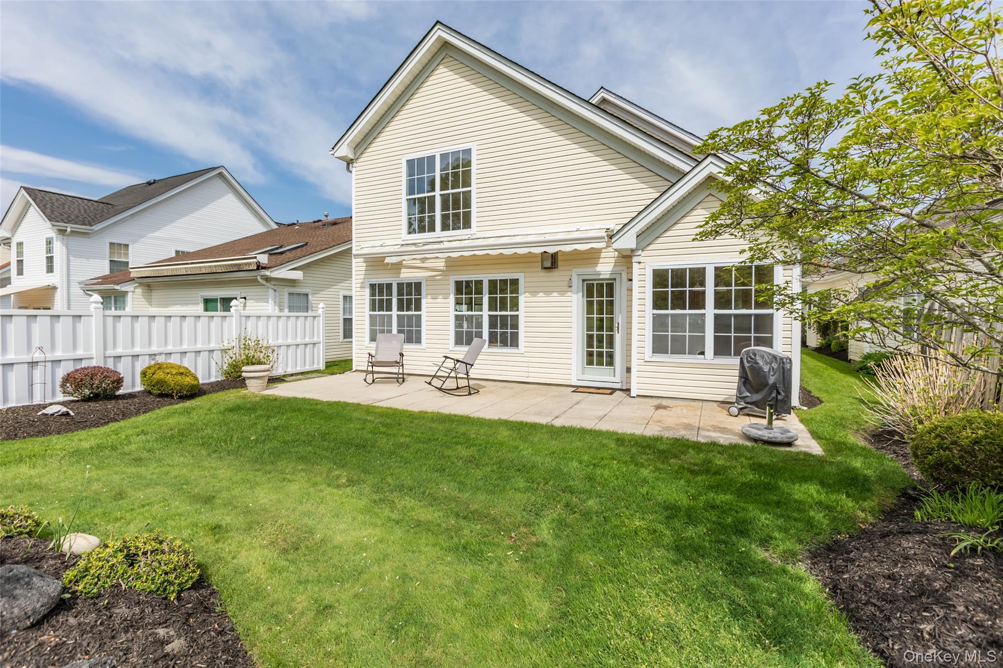 6 Julia Circle, Unit 6 photo 5