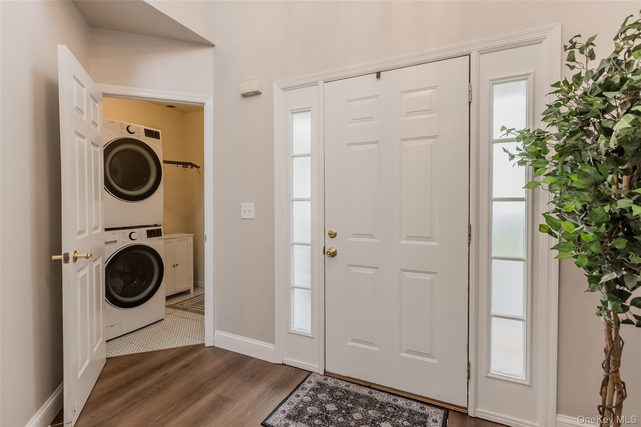 6 Julia Circle, Unit 6 photo 6