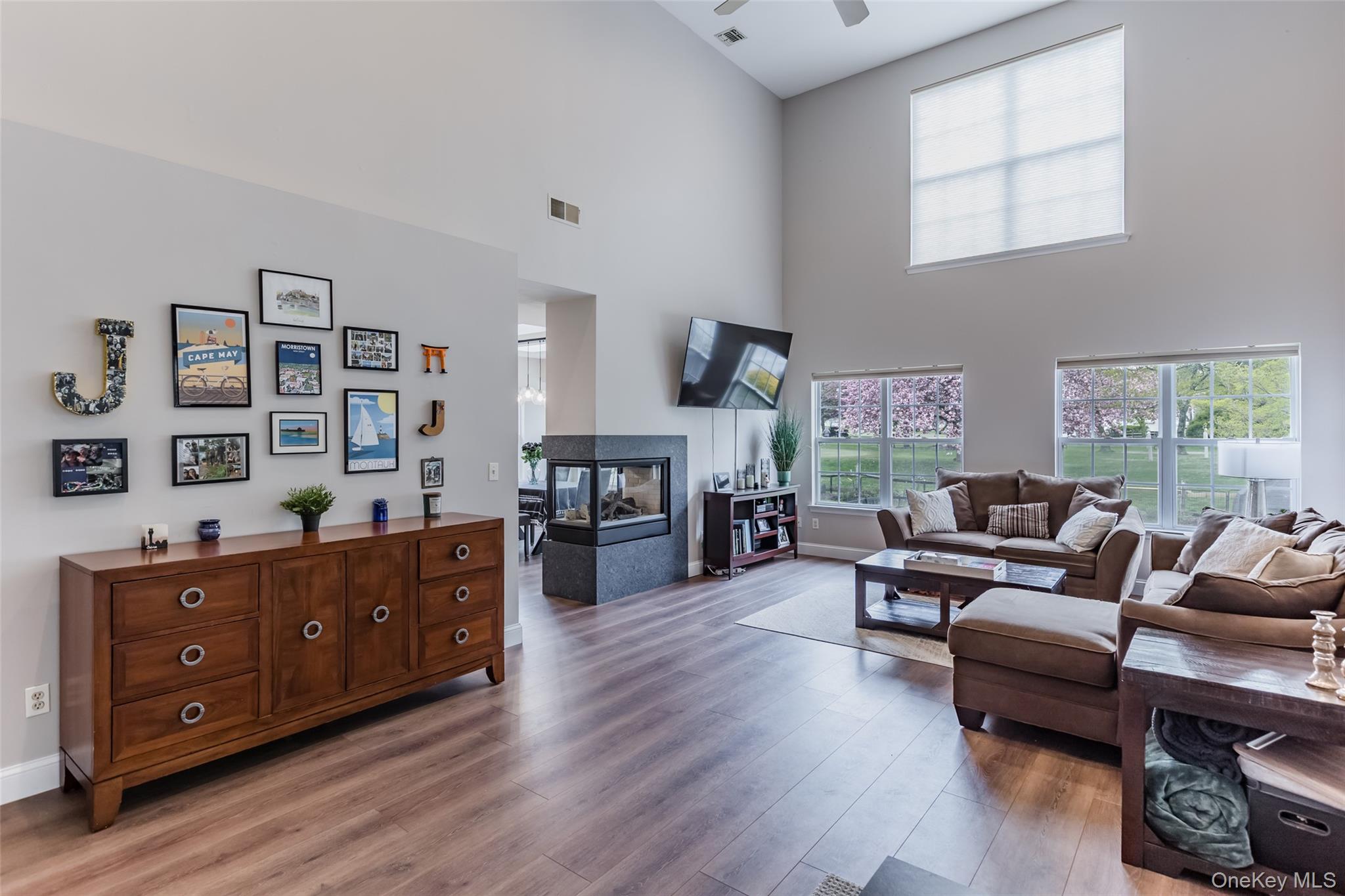 6 Julia Circle, Unit 6 photo 15