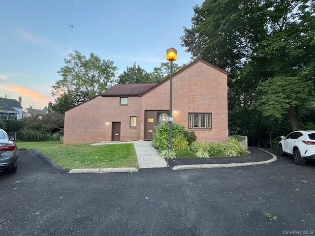 153 N Broadway – For Sale