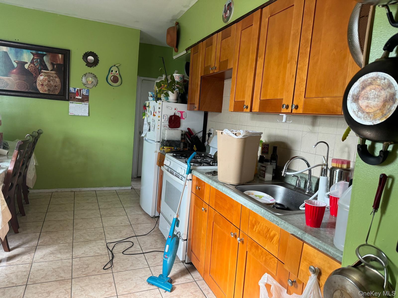 45-16 National Street – For Sale photo 18
