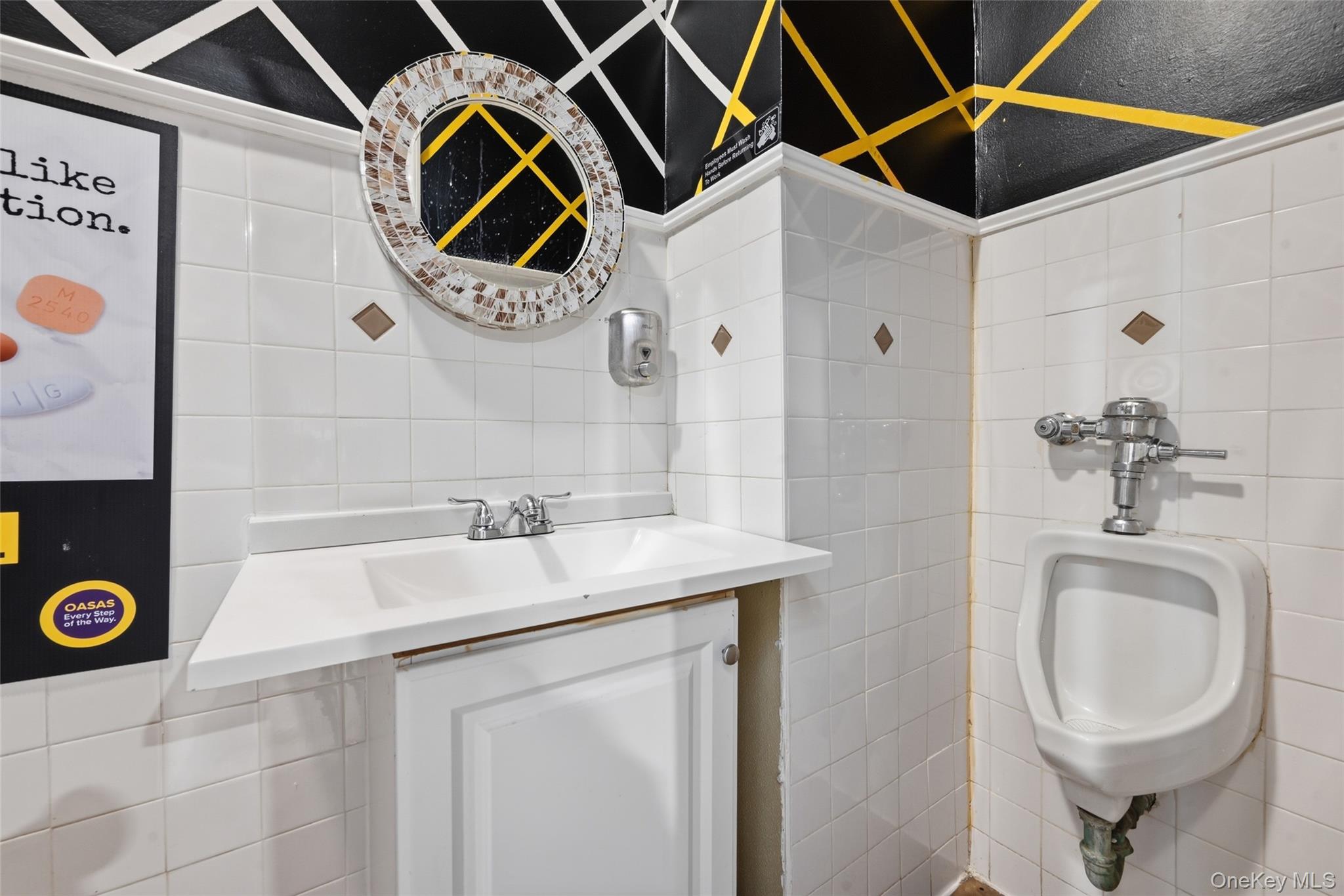 78 Hempstead Turnpike – For Sale photo 14