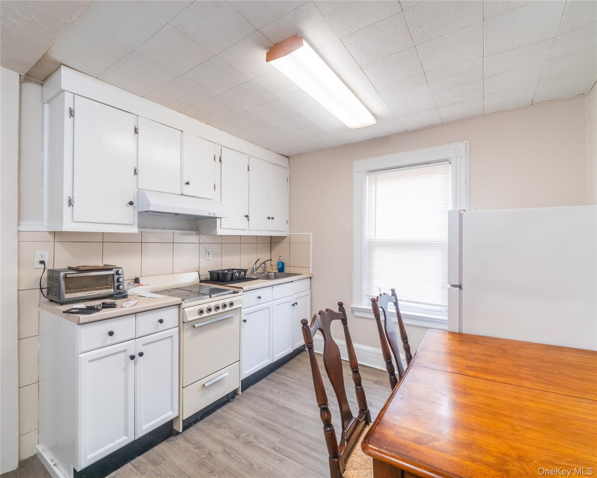 322 Olivia Street – For Sale photo 9