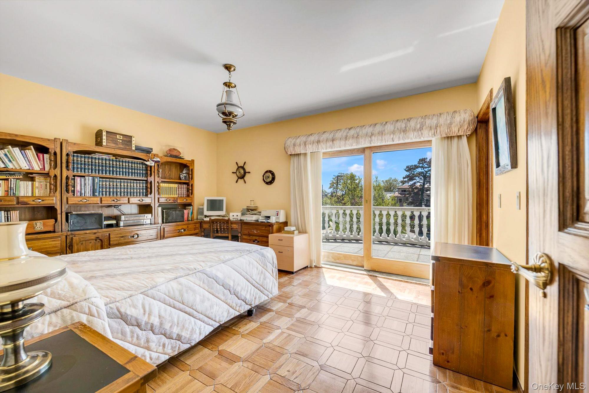 118 Malba Drive – For Sale photo 24