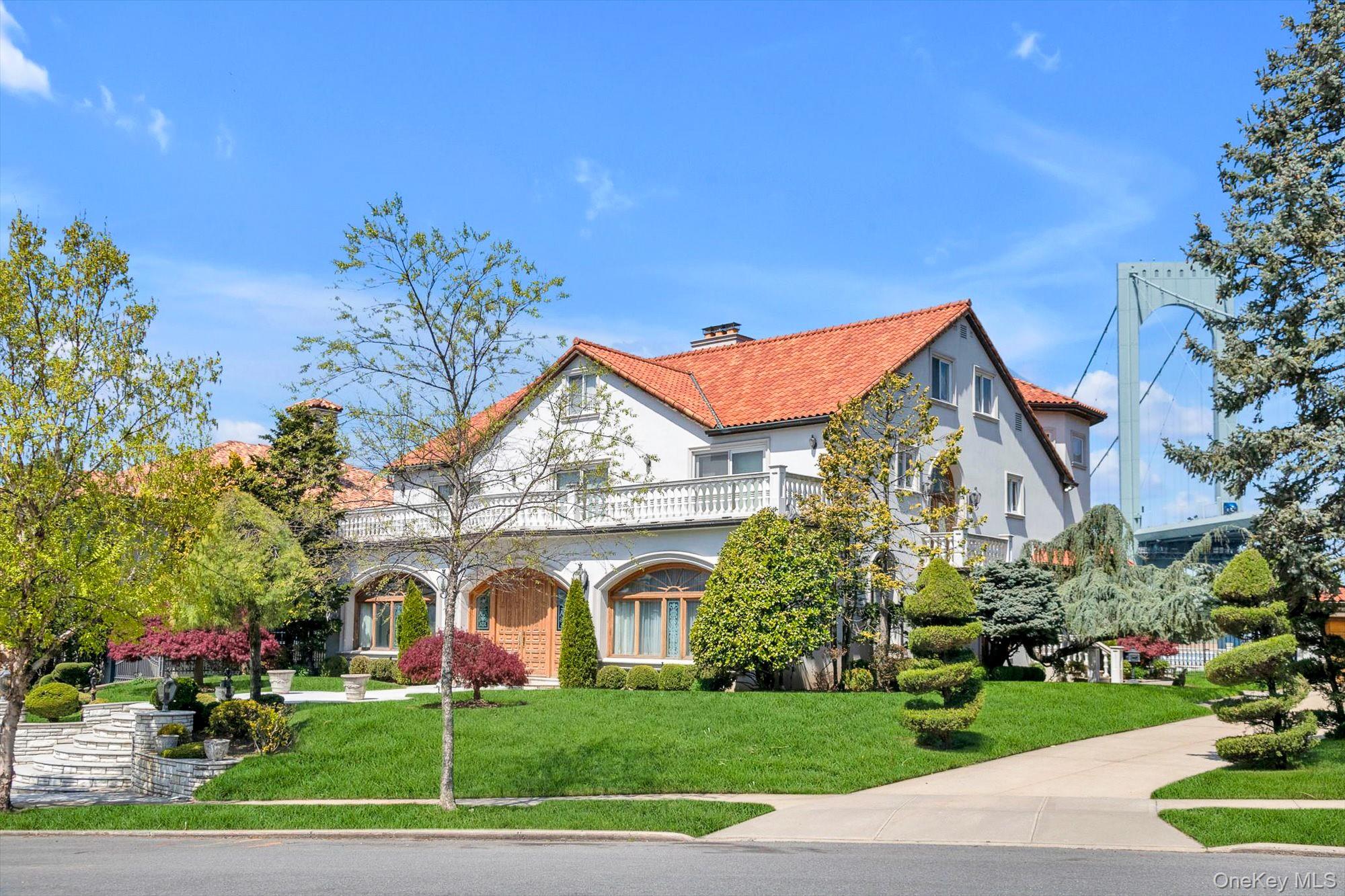 118 Malba Drive – For Sale