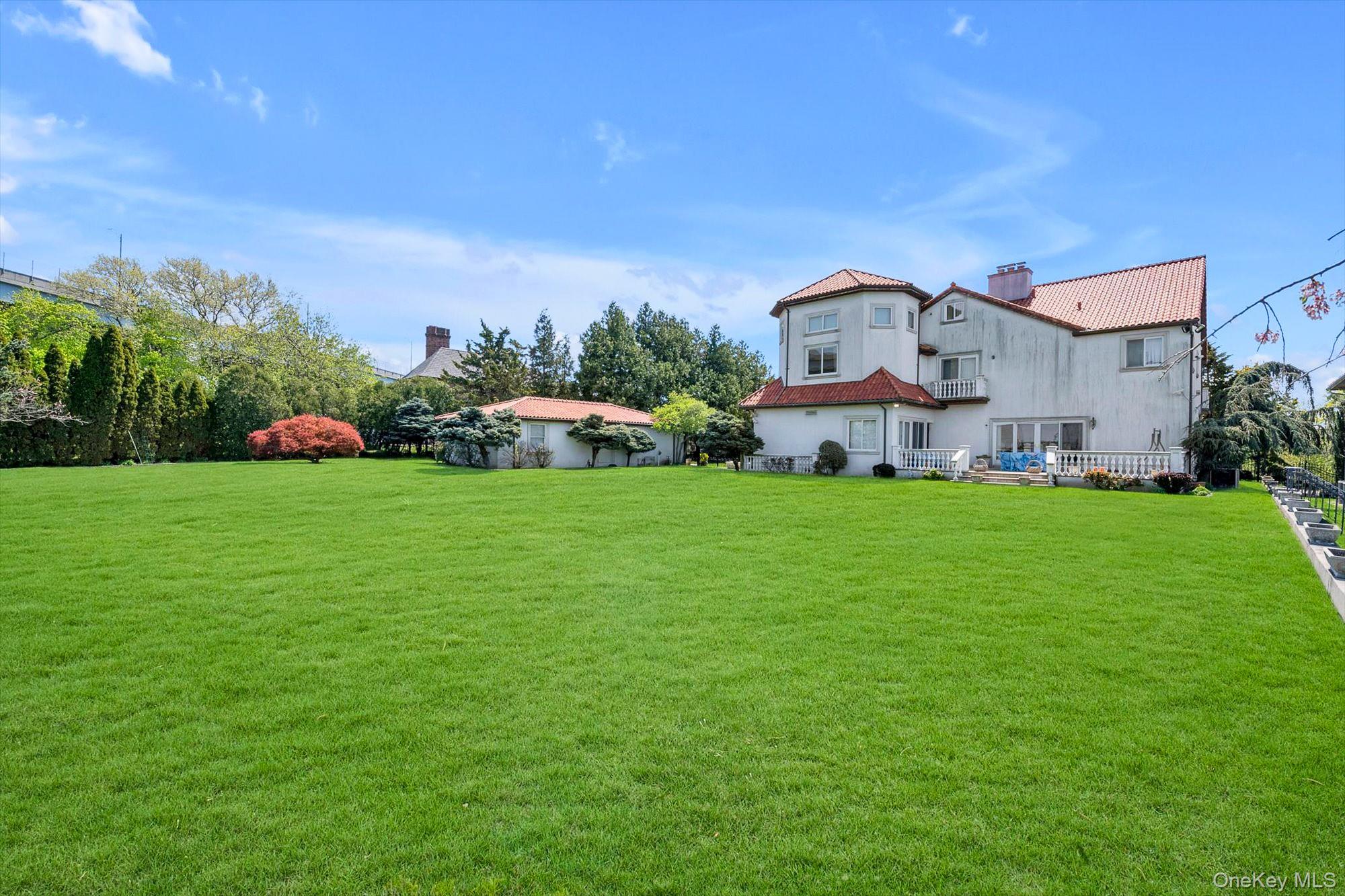 118 Malba Drive – For Sale photo 32