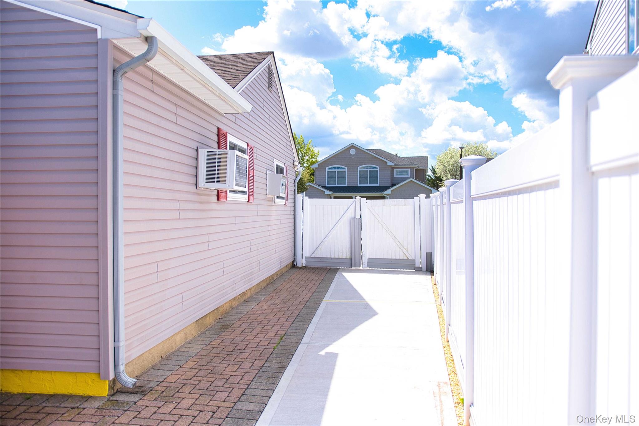 65 Cheshire Road – For Sale photo 6