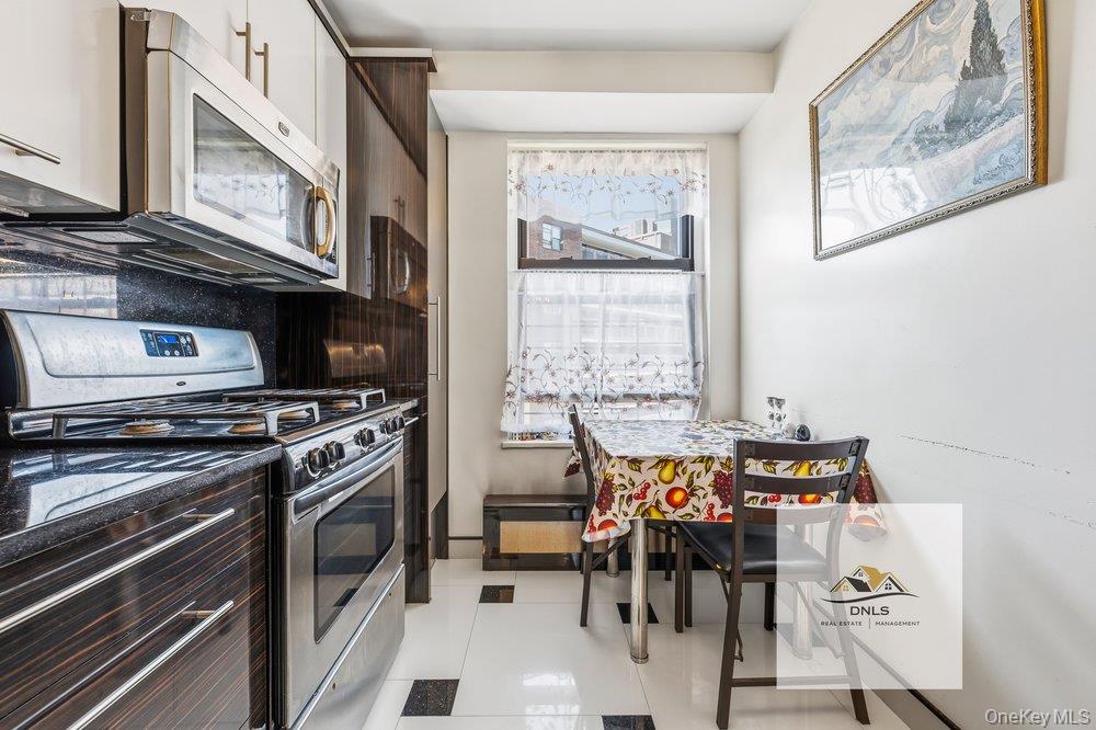 61-45 98th Street, Unit 14K photo 15