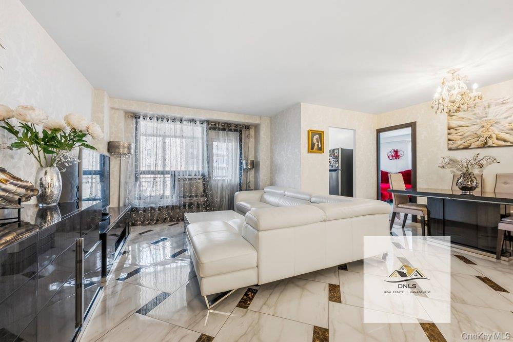 61-45 98th Street, Unit 14K photo 4