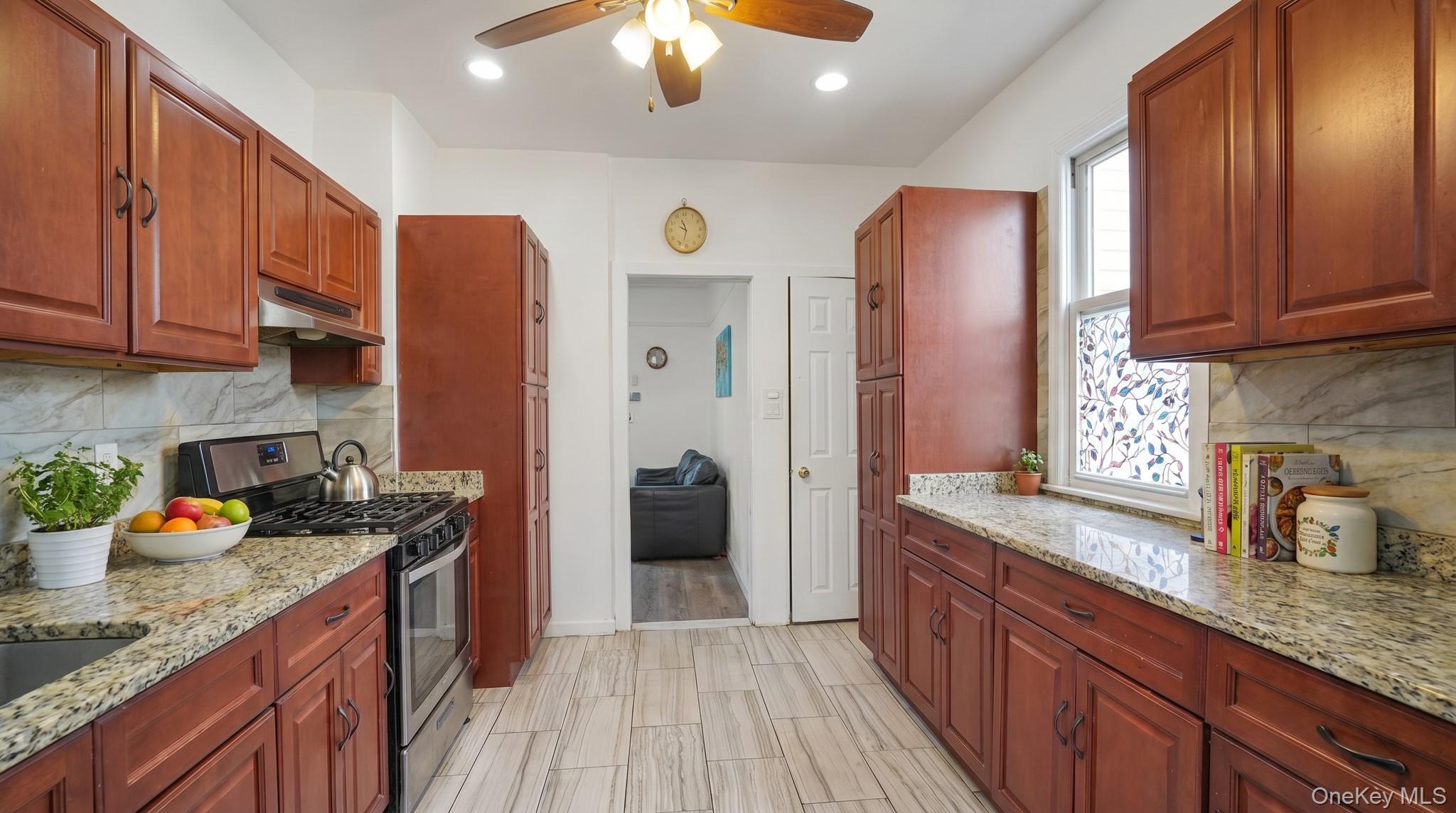 102-12 85th Road – For Sale photo 16
