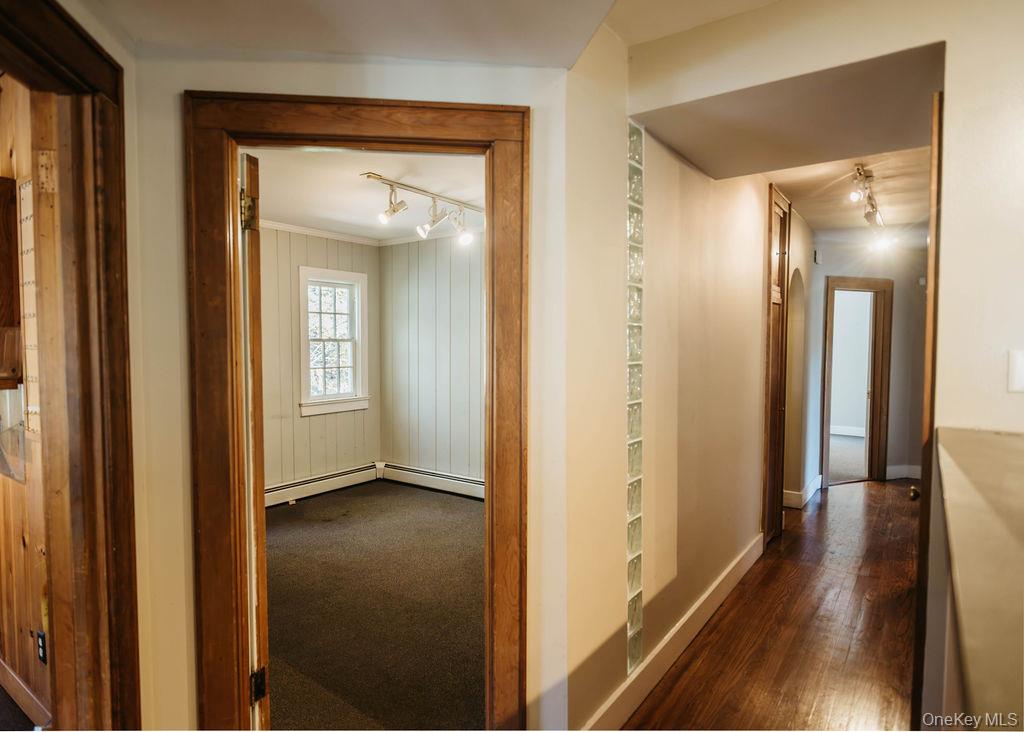 3927 Main Street – For Sale photo 16