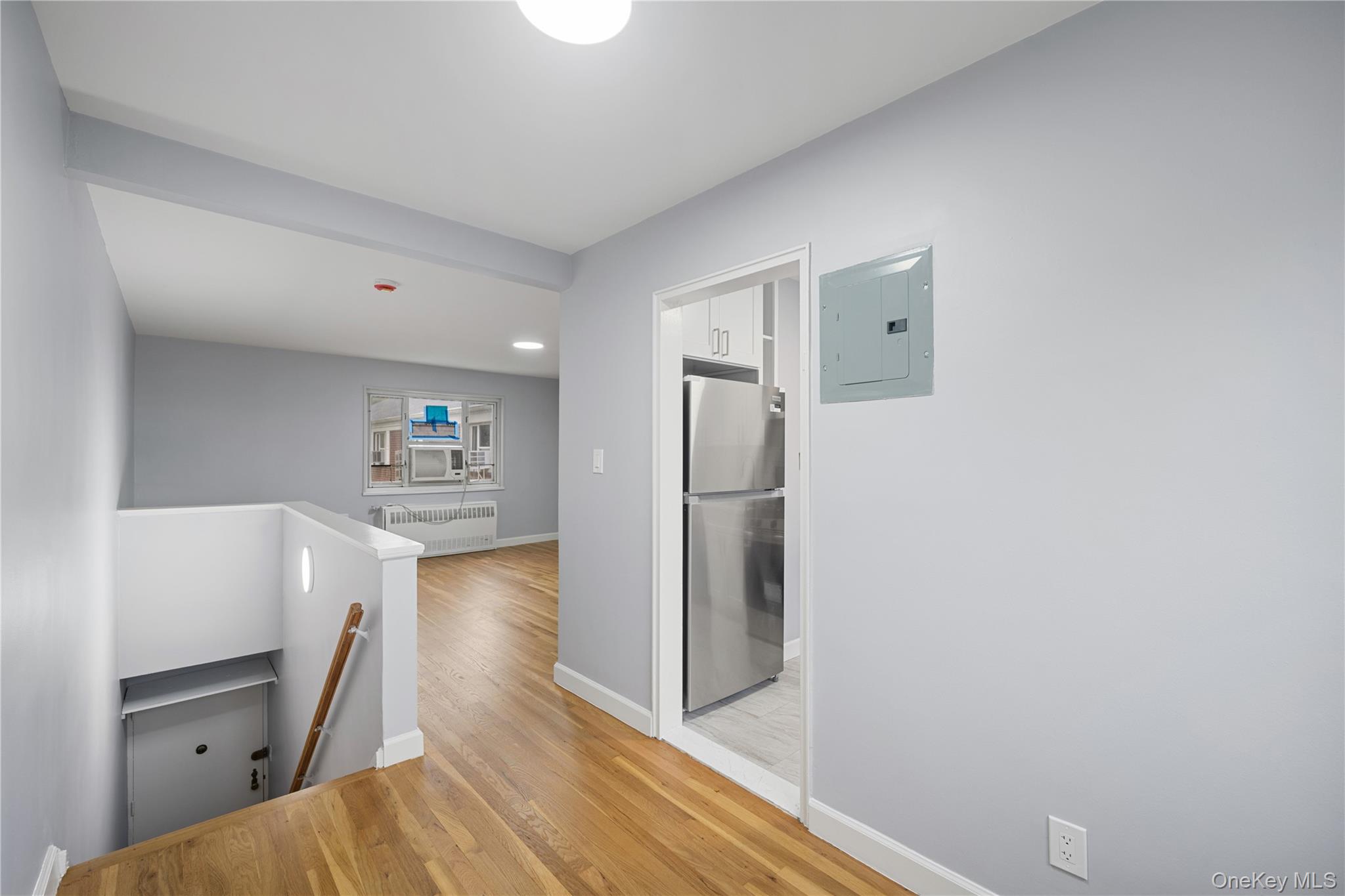 221-43 Manor Road, Unit (Upper) 16 photo 4