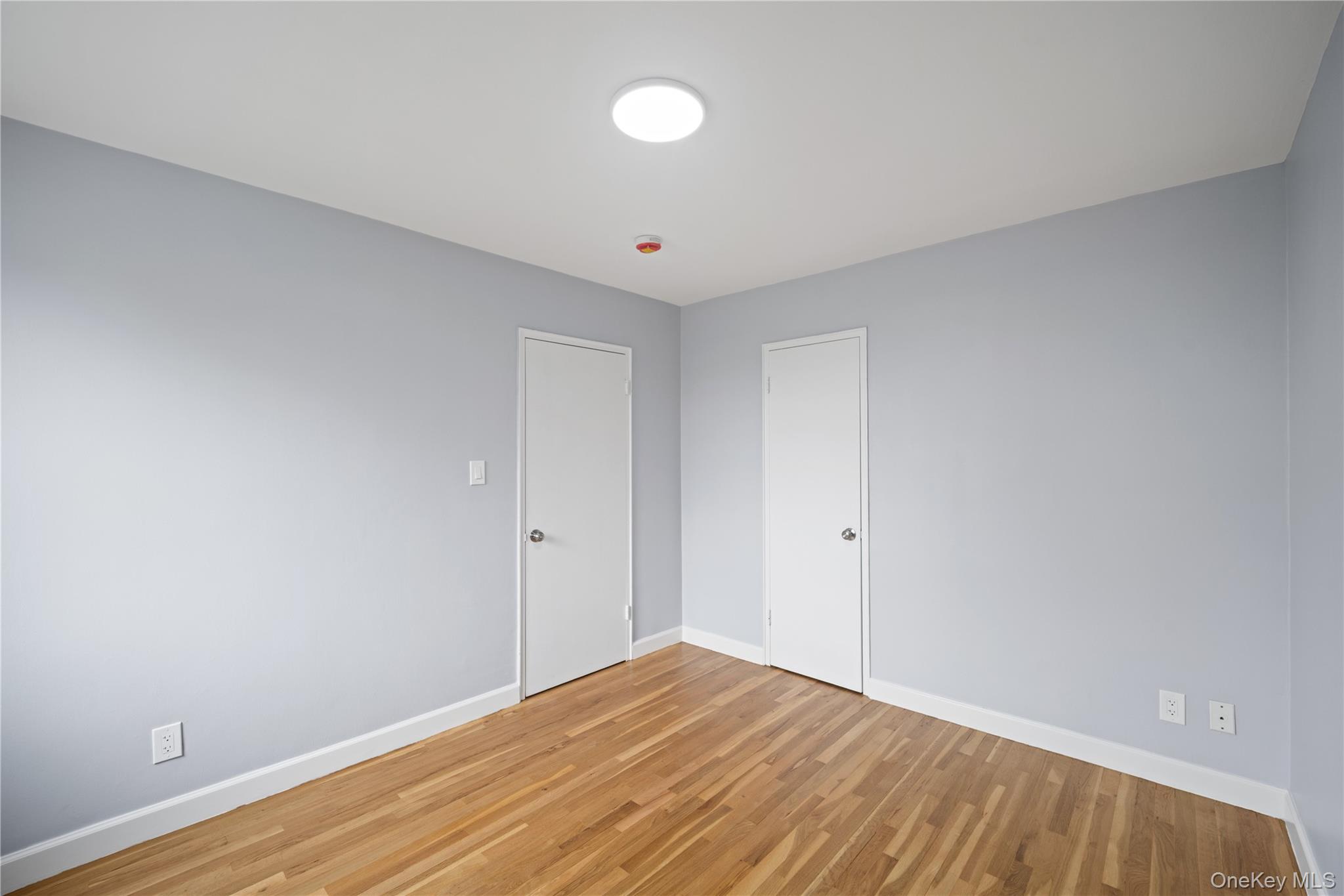 221-43 Manor Road, Unit (Upper) 16 photo 13