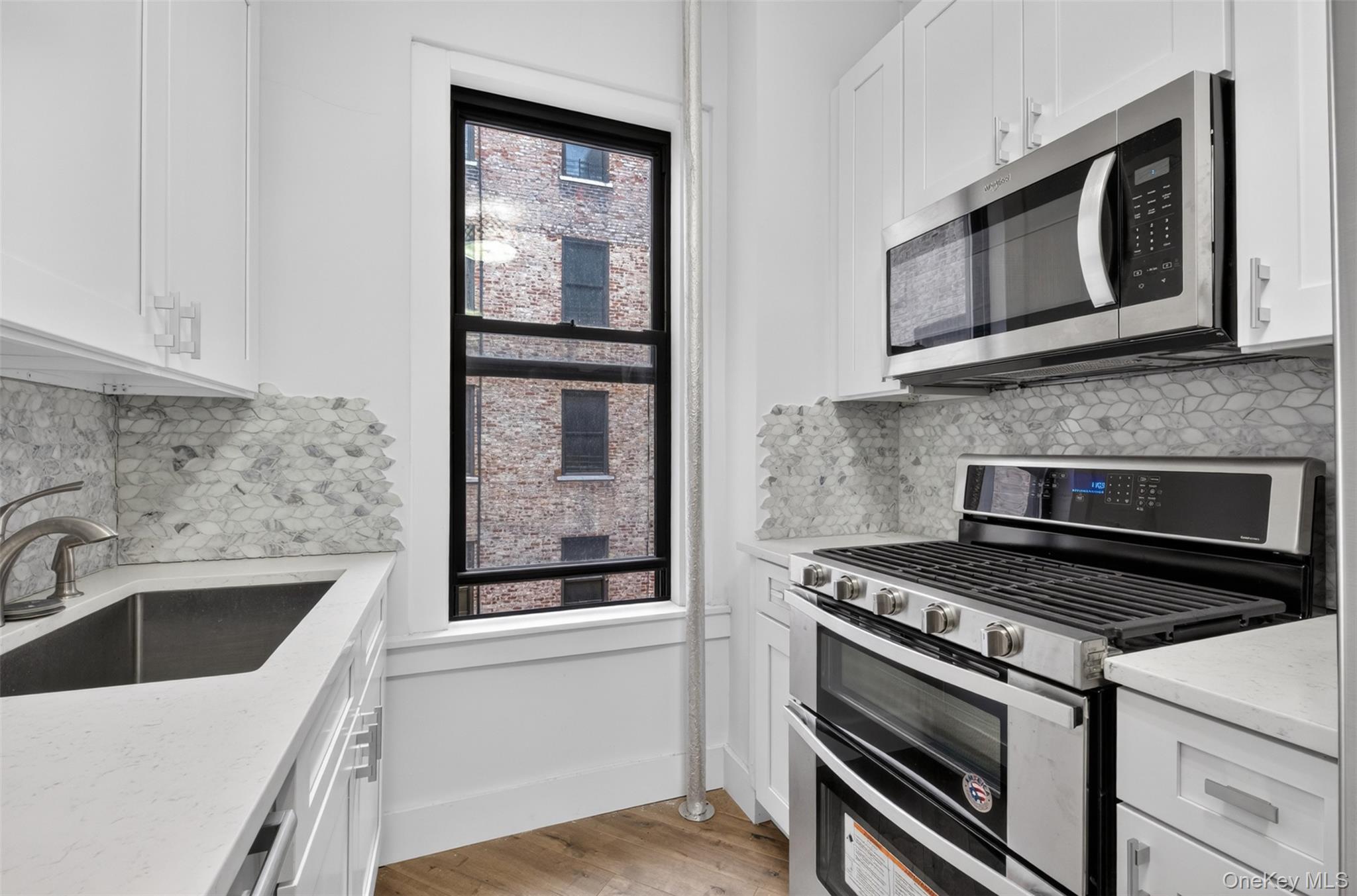 812 Riverside Drive, Unit 42 photo 9