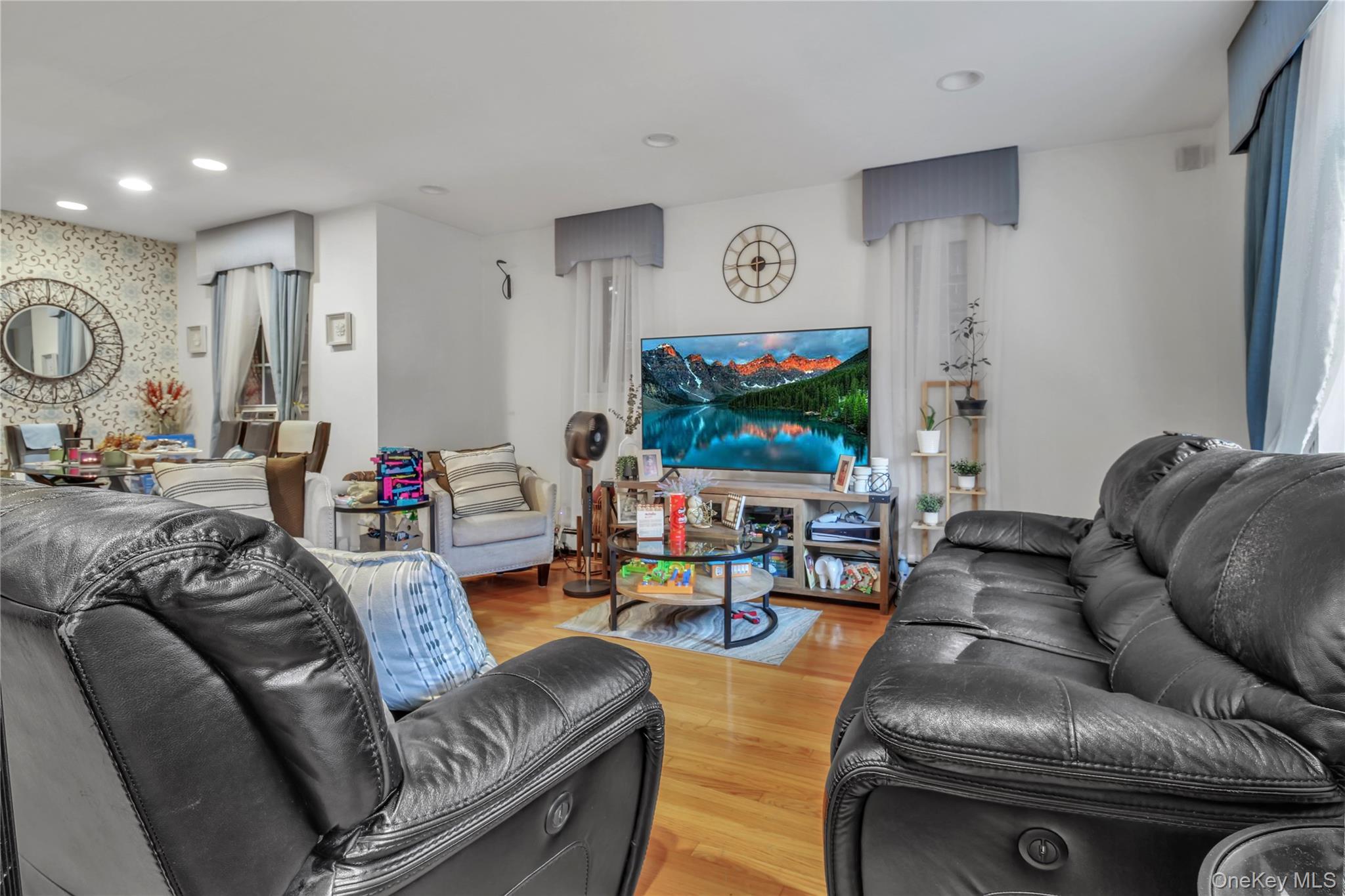 5222 Van Loon Street – For Sale photo 9