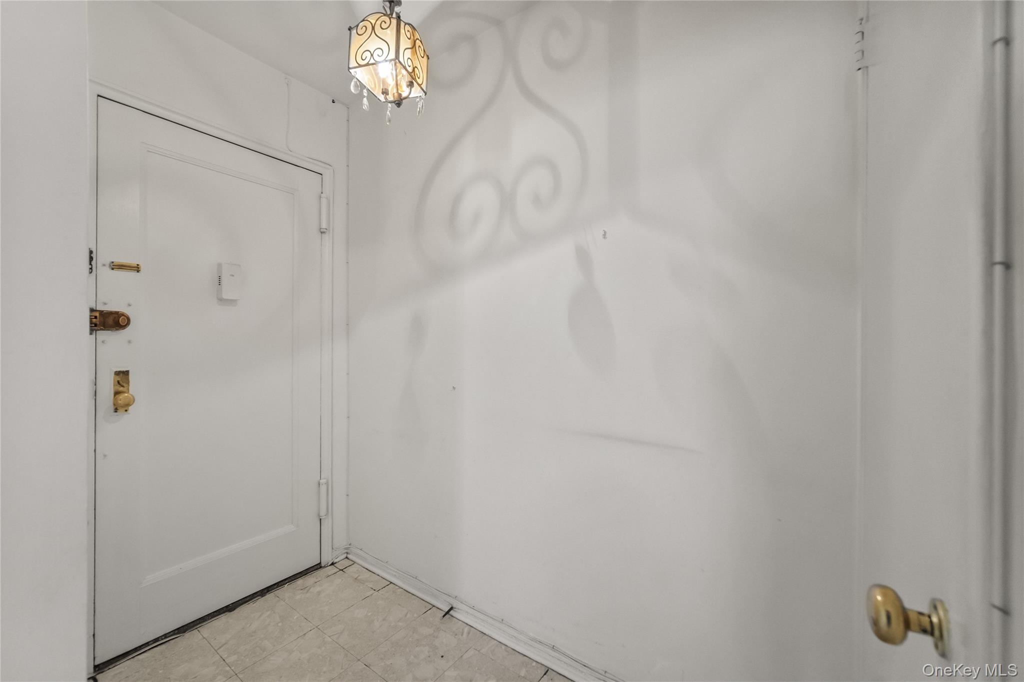 501 Riverdale, Unit 4C photo 5