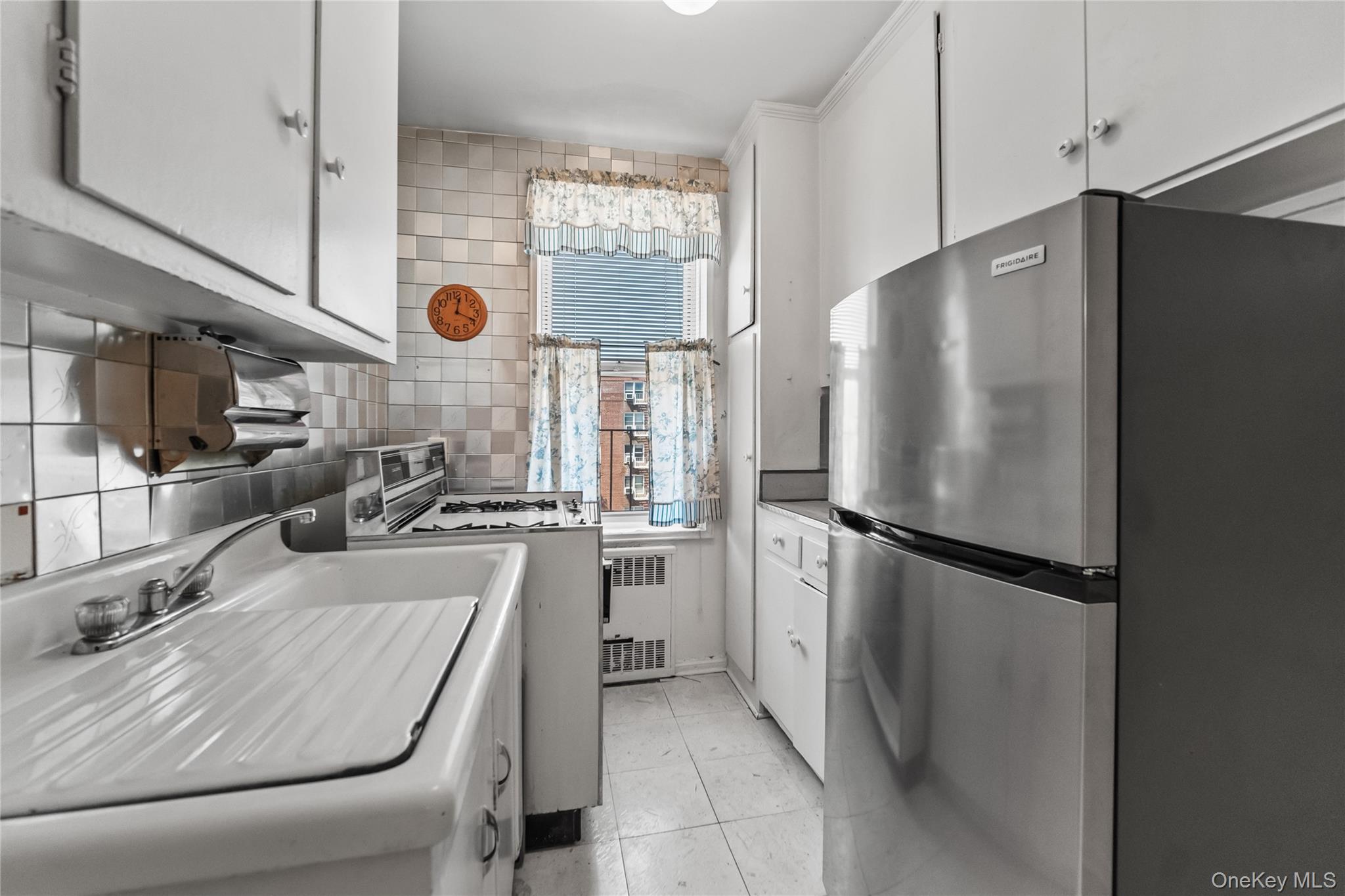 501 Riverdale, Unit 4C photo 9