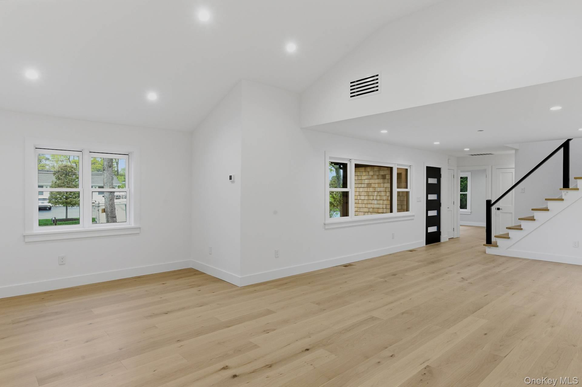 7 Mortimer Street – For Sale photo 12