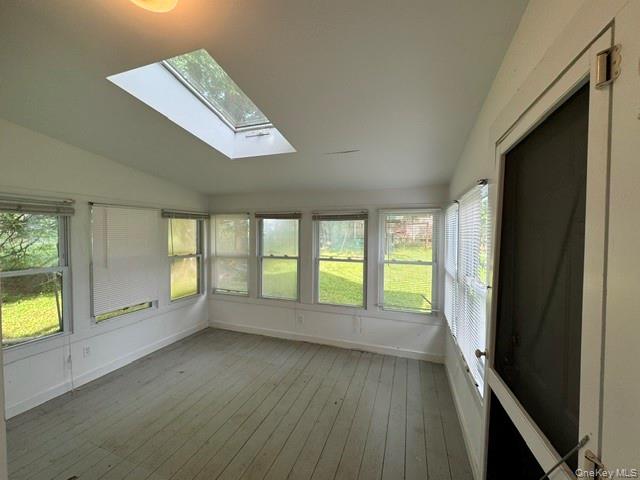74 S Airmont Road – For Sale photo 18
