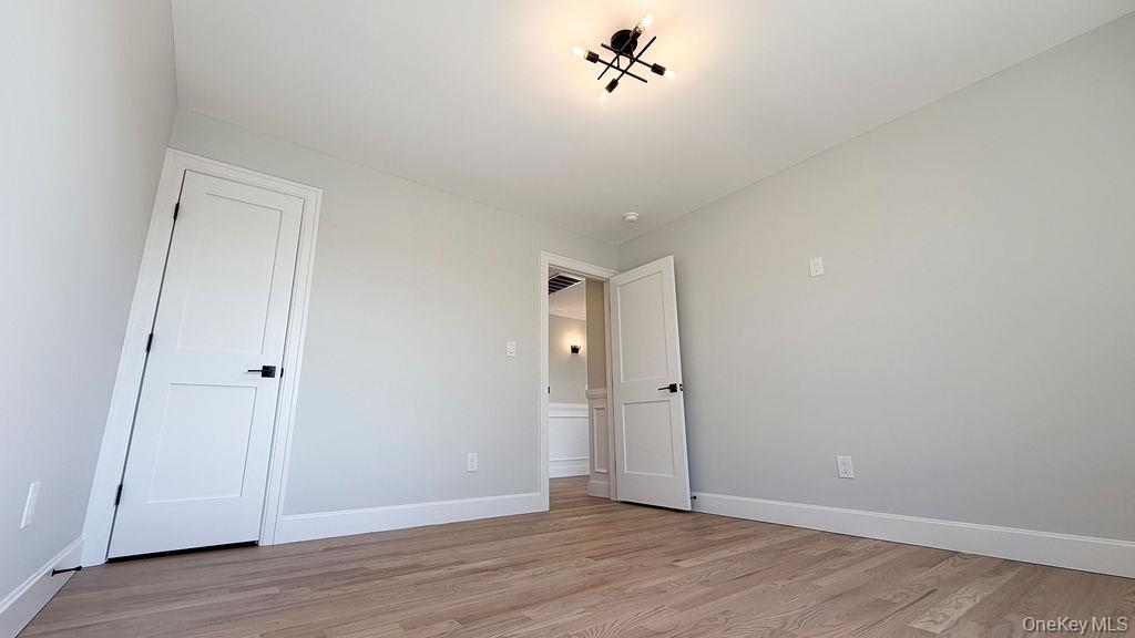 3421 Hawthorne Drive N – For Sale photo 32