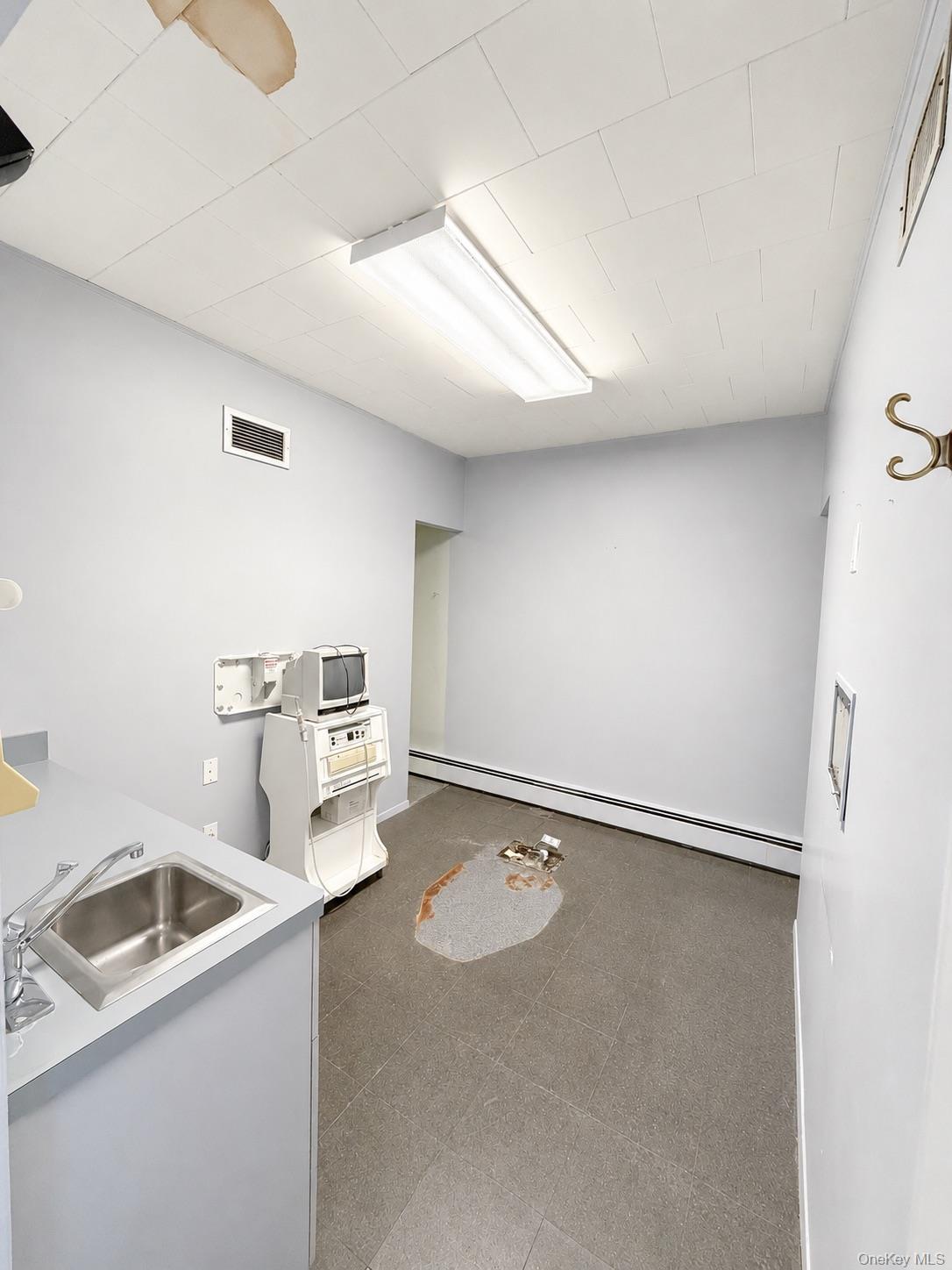 85 Hillside Avenue – For Sale photo 10