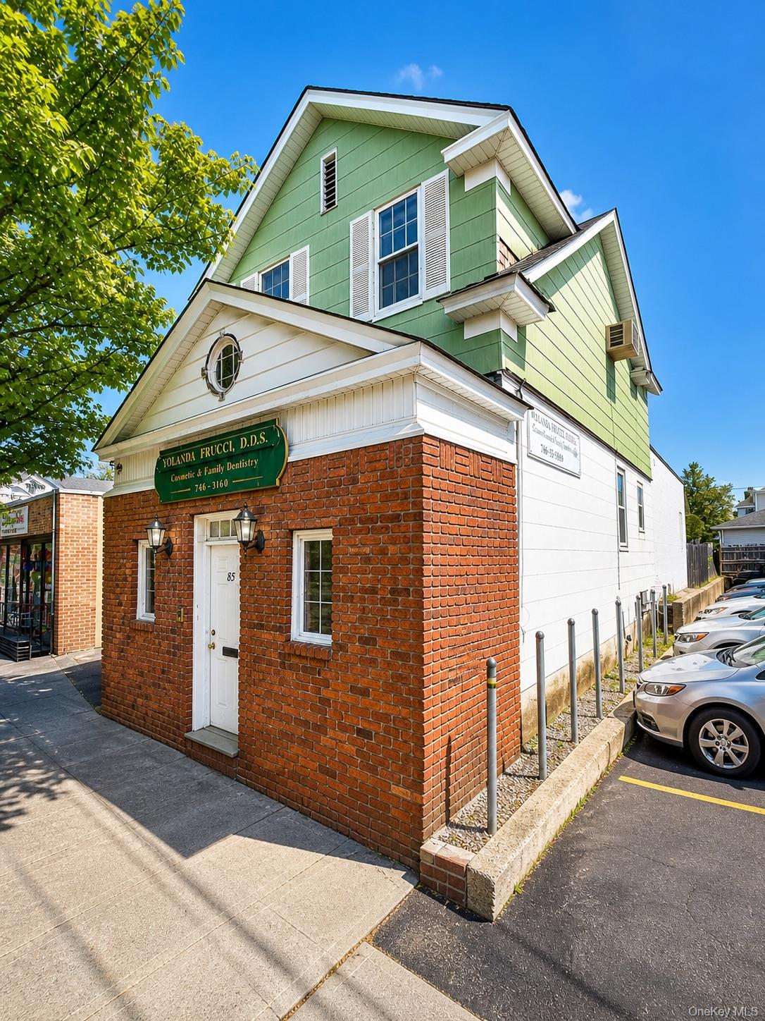 85 Hillside Avenue – For Sale photo 2