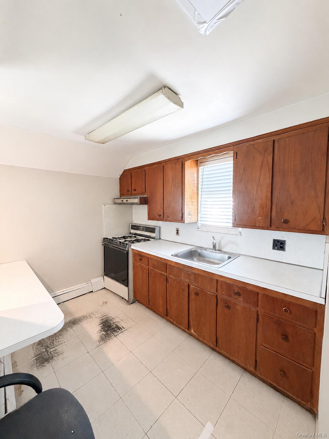 85 Hillside Avenue – For Sale photo 14