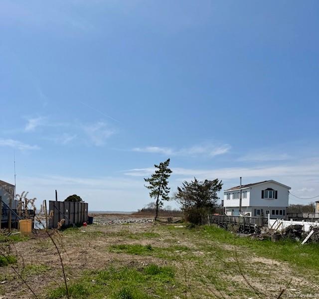 403 Cross Bay Boulevard – For Sale photo 2