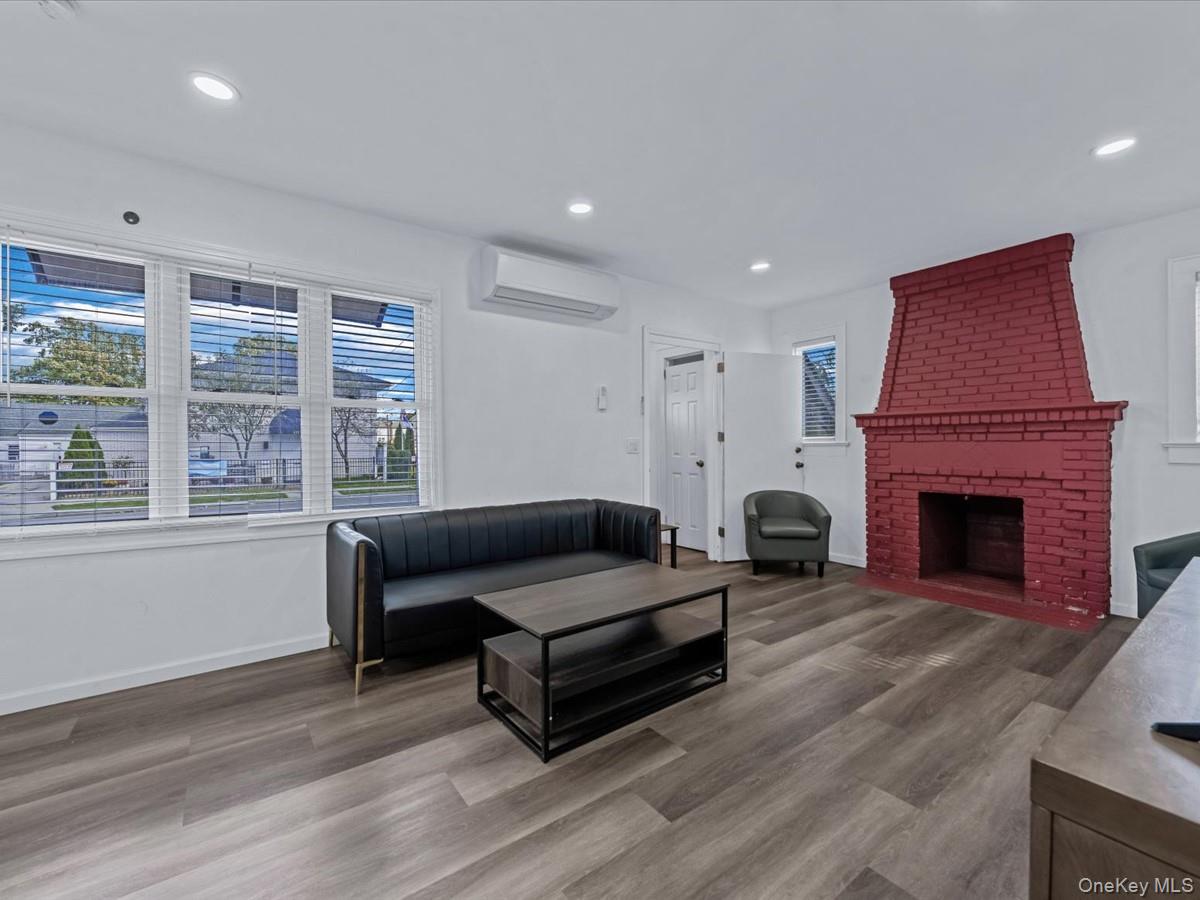 21 James Ll Burrell Avenue – For Rent photo 2