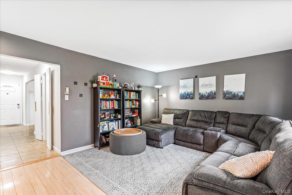 215-15 23rd Avenue, Unit TH  10 photo 3