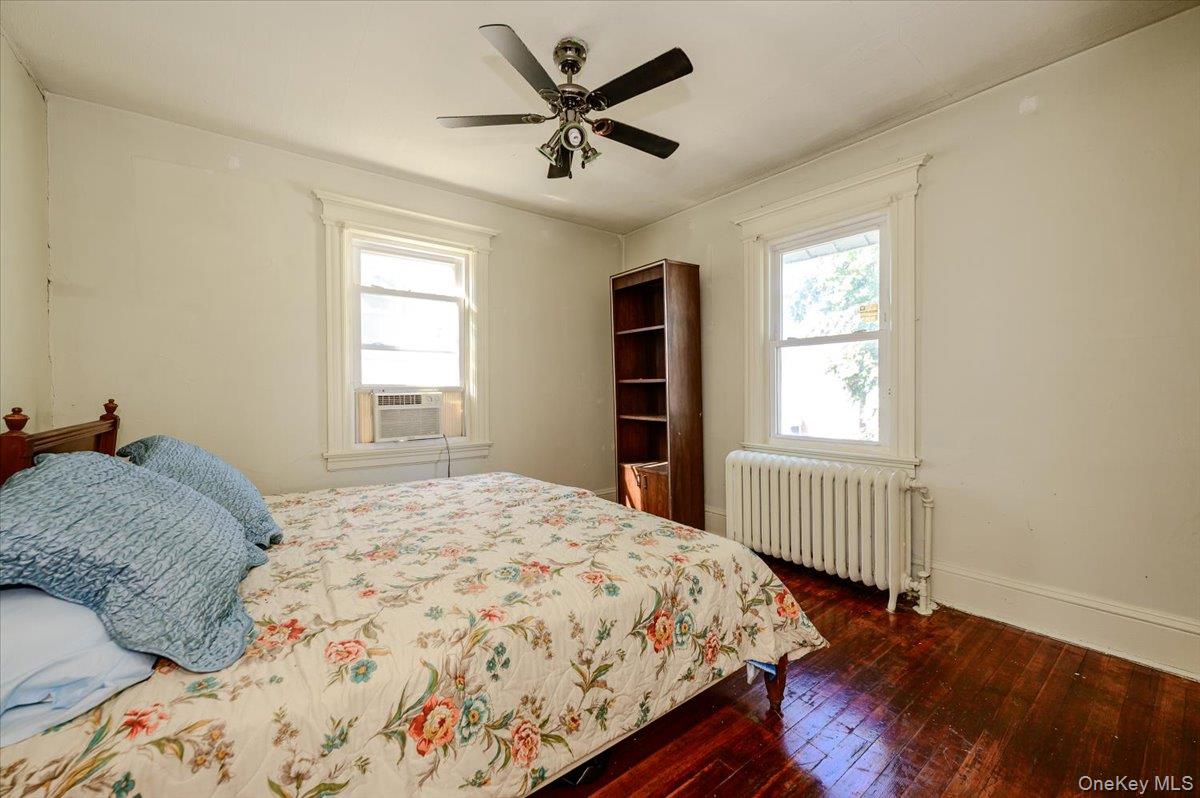 548 Davis Avenue – For Sale photo 12
