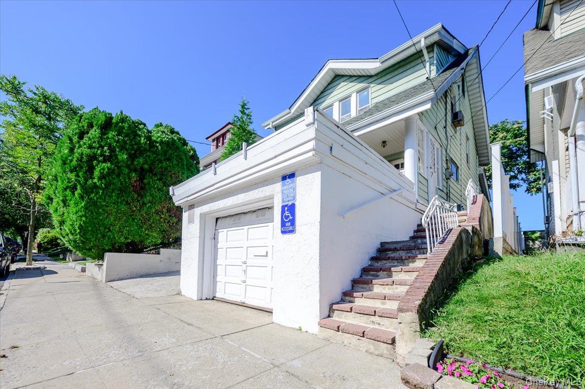 548 Davis Avenue – For Sale photo 25