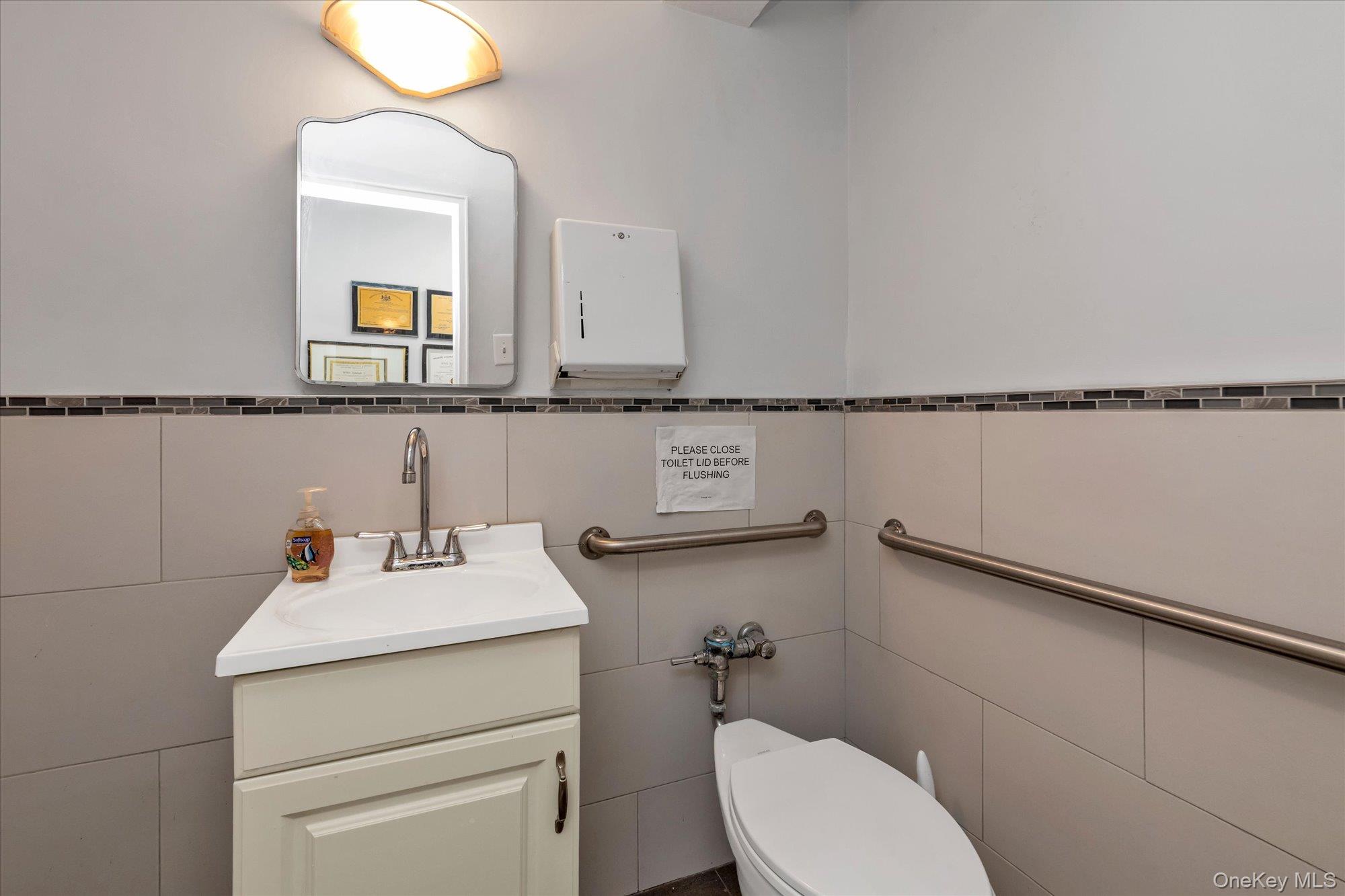 23-35 Bell Boulevard, Unit LF photo 10