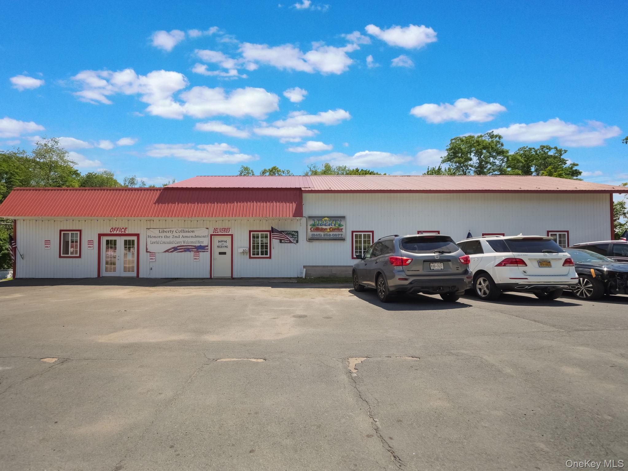 301 N Main Street – For Sale photo 2