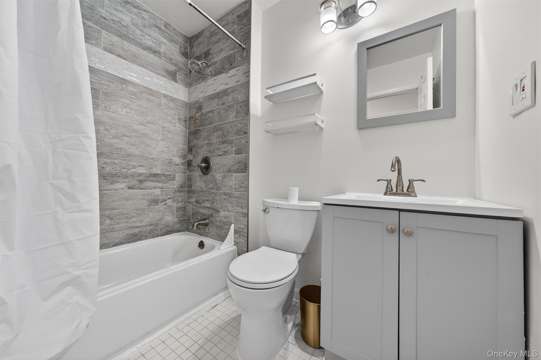 6 Charlotte Mews – For Sale photo 28