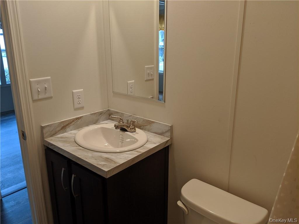 16 SHORE Lane – For Sale photo 11