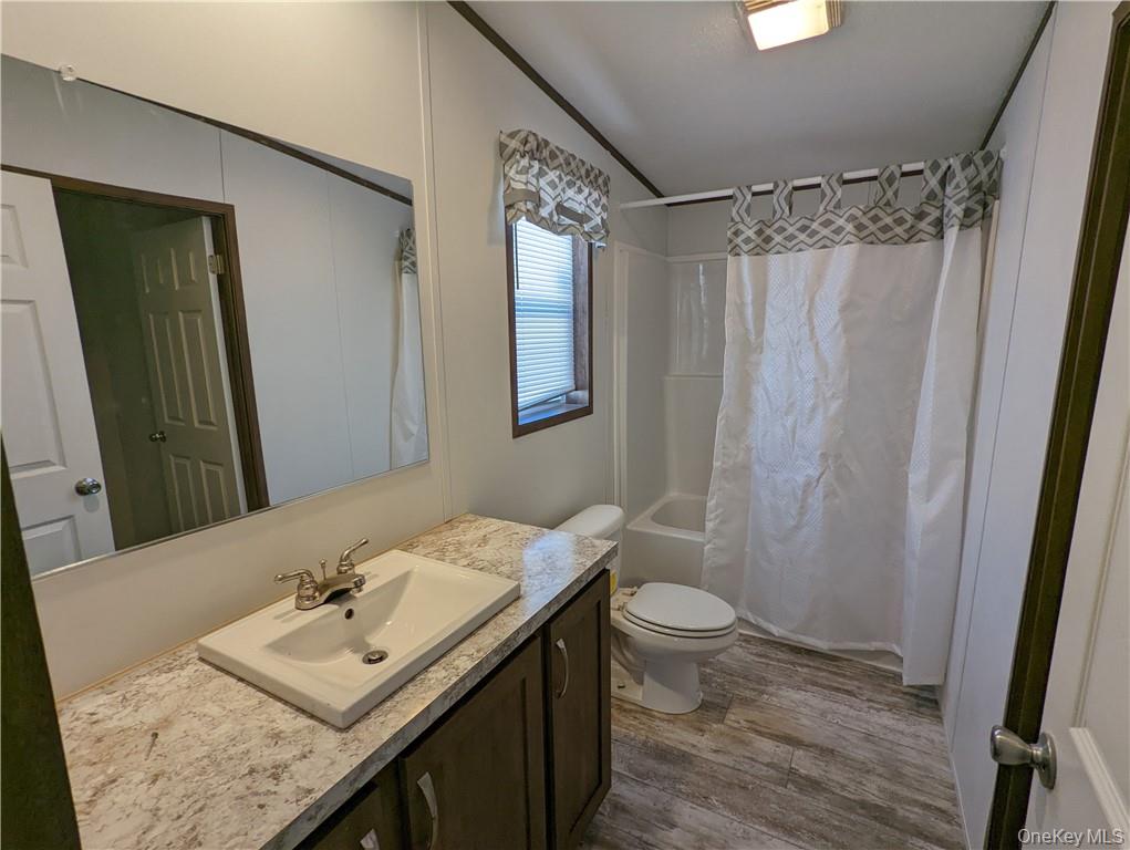 16 SHORE Lane – For Sale photo 13