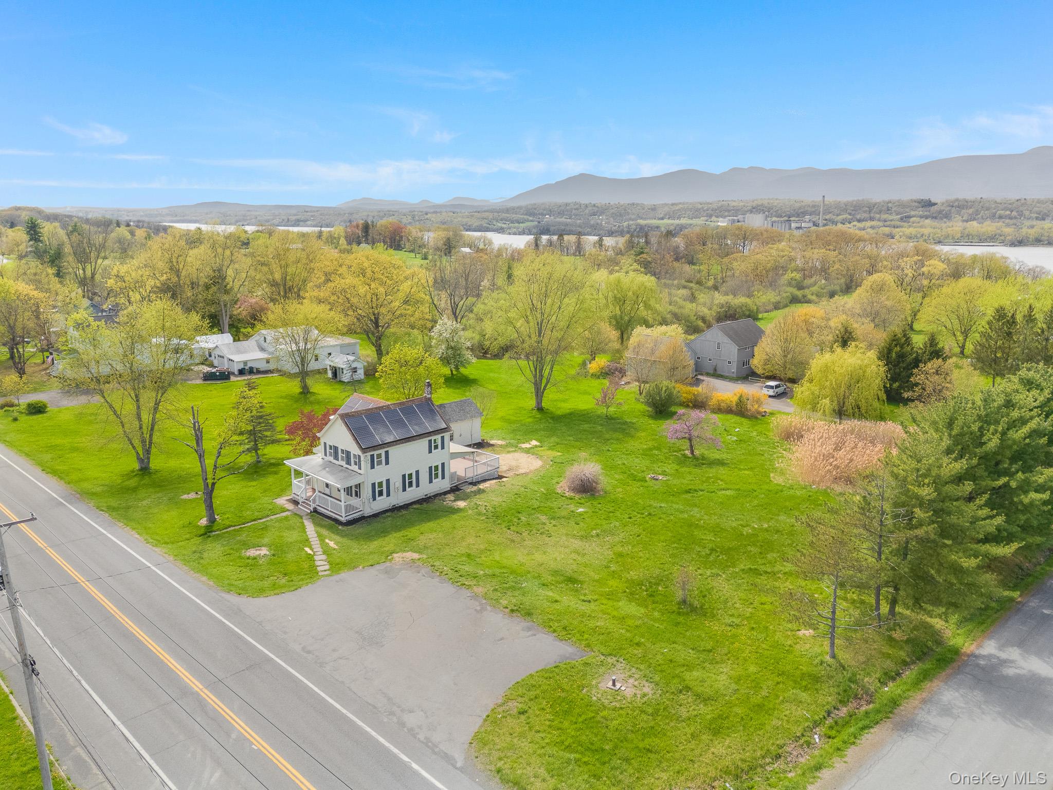 4421 State Route 9G – For Sale