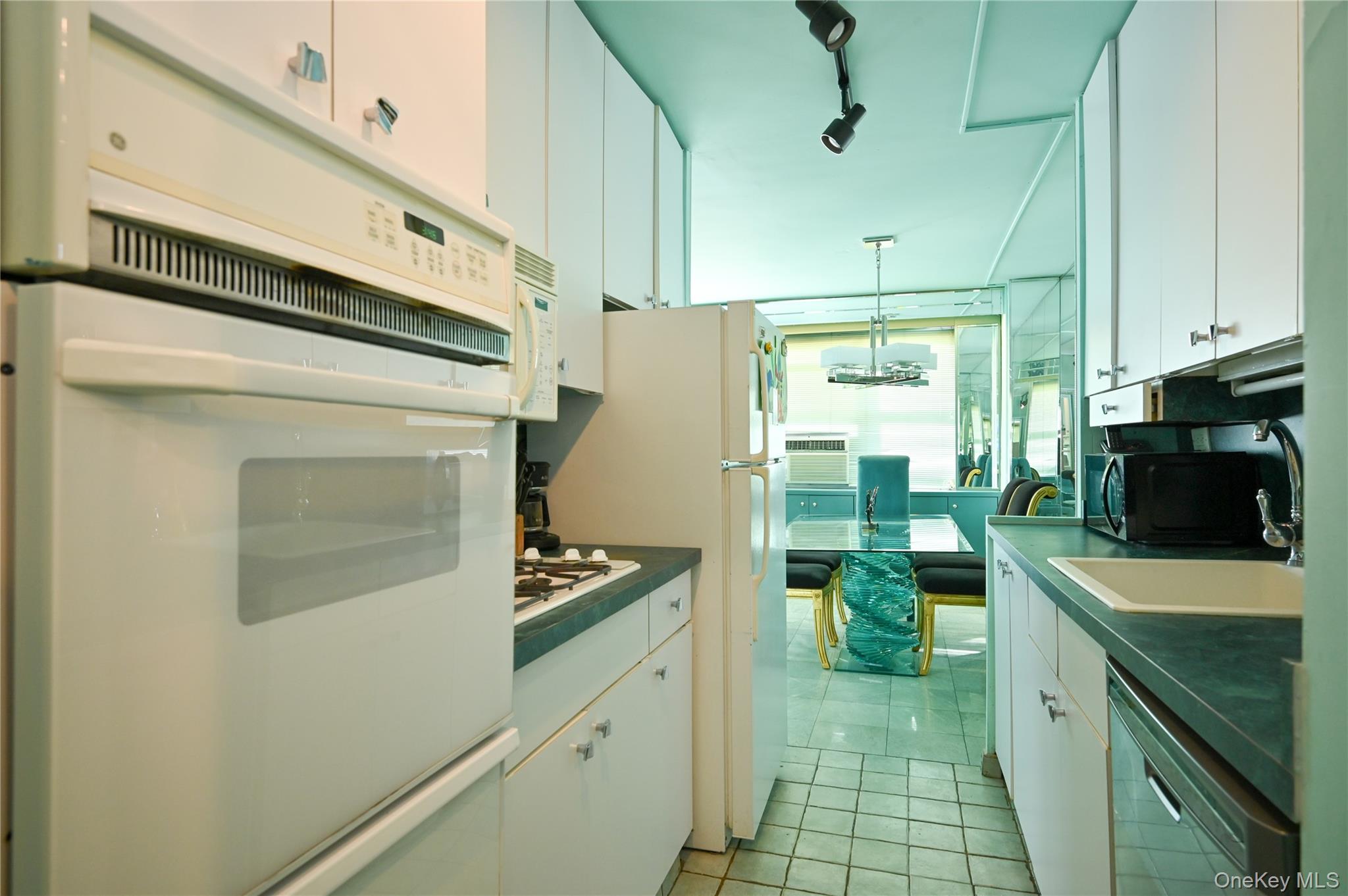 61-20 Grand Central Parkway, Unit C 306 photo 13