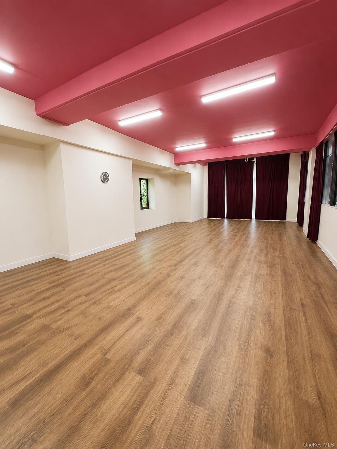 144-56 Roosevelt Avenue, Unit 1C photo 2