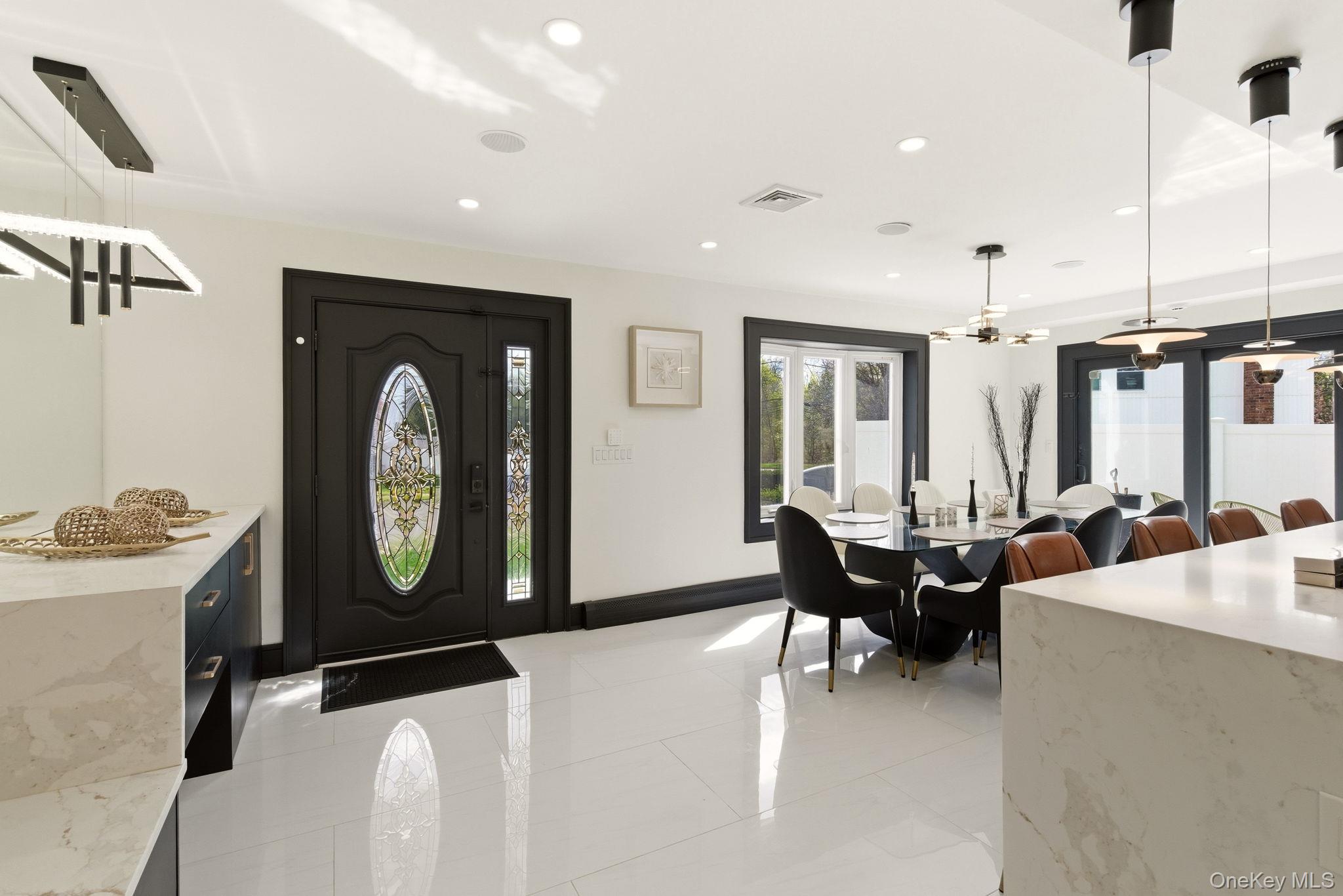 3 Rustic Court – For Sale photo 2