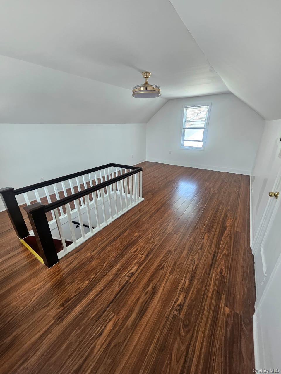 192-23 116th Road – For Rent photo 5
