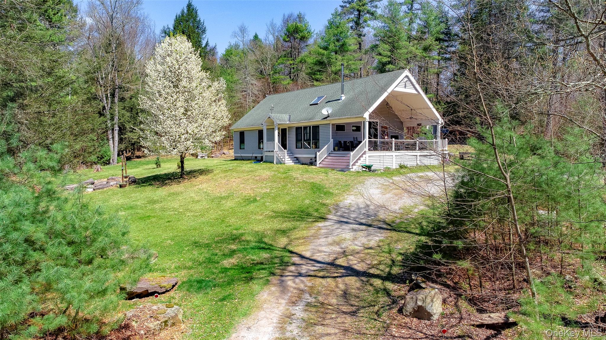 465 Schalck Road – For Sale photo 3